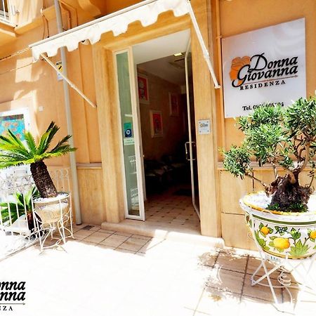 Residenza Donna Giovanna โตรเปอา ภายนอก รูปภาพ
