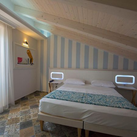 Residenza Donna Giovanna โตรเปอา ห้อง รูปภาพ