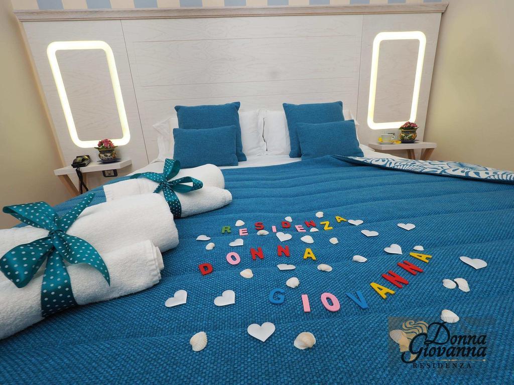 Residenza Donna Giovanna โตรเปอา ภายนอก รูปภาพ