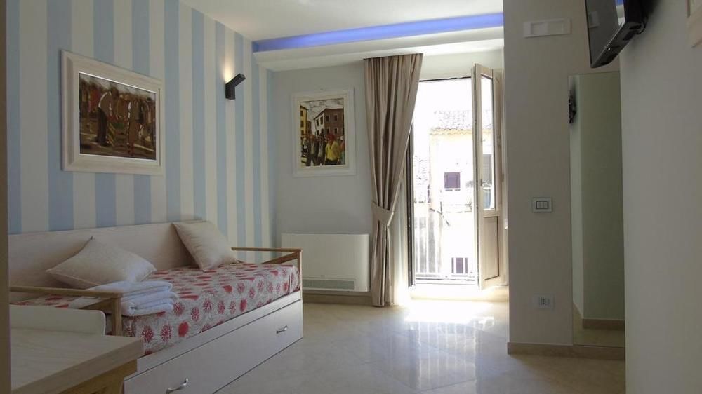 Residenza Donna Giovanna โตรเปอา ภายนอก รูปภาพ