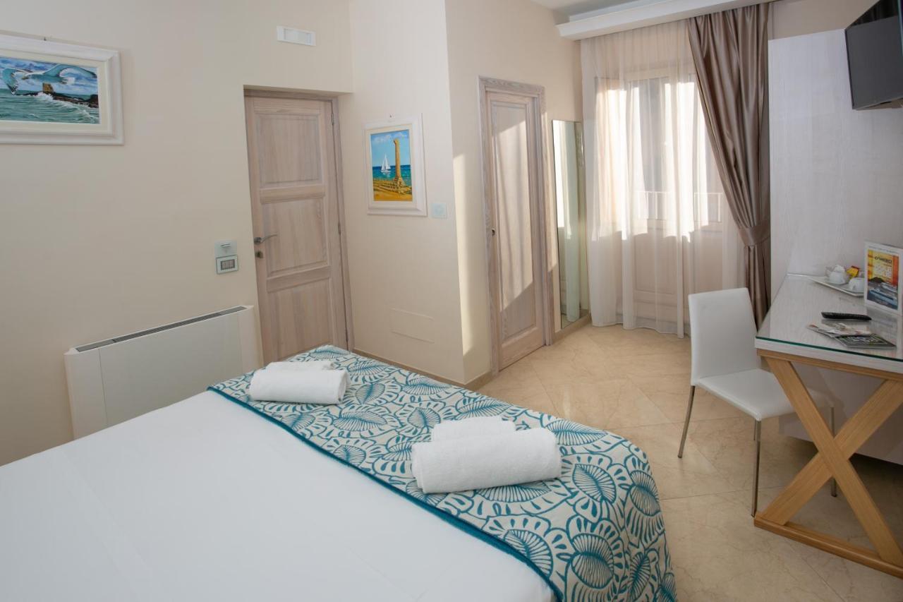 Residenza Donna Giovanna โตรเปอา ภายนอก รูปภาพ